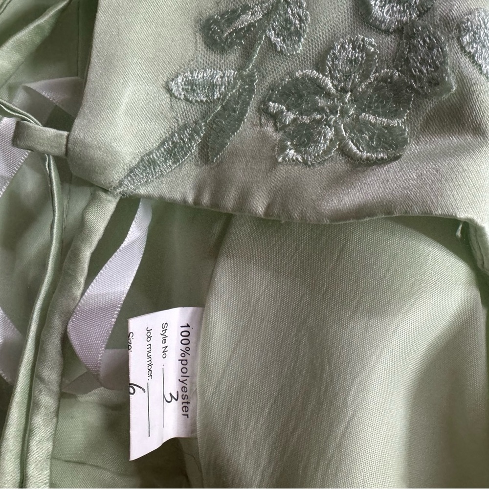 Sage Green, High School Homecoming Dress Short w/ Sequins - Size 6 Light green - Picture 8 of 15